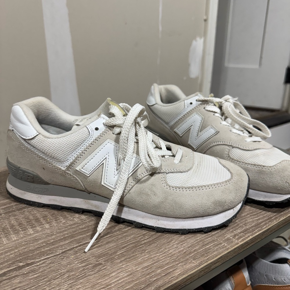 Women’s New Balance 574